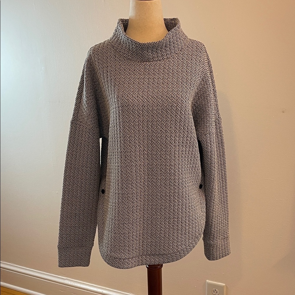 GapFit Textured Funnel Neck Pullover Sweater Black White Knit Women’s M Tall
